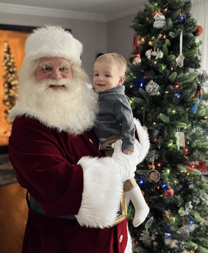 Gallery photo 6 of Santa Claus Smokey