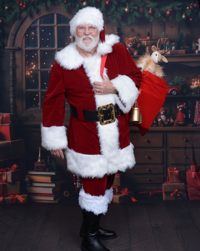 Gallery photo 18 of Santa Claus Memories