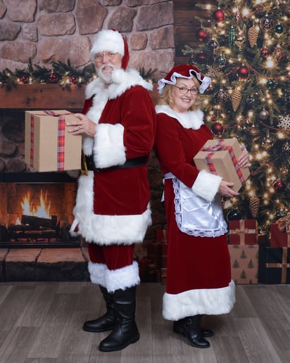Gallery photo 19 of Santa Claus Memories