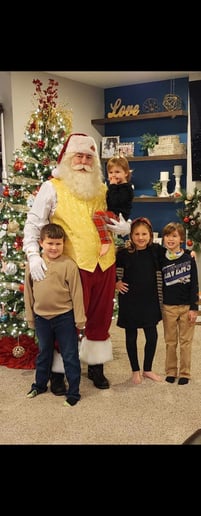 Gallery photo 3 of Santa Koop