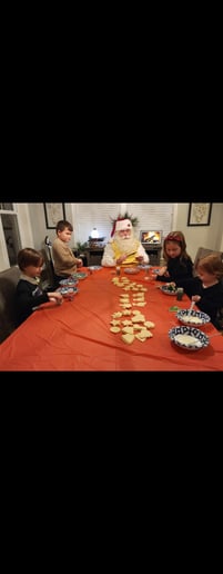 Gallery photo 9 of Santa Koop