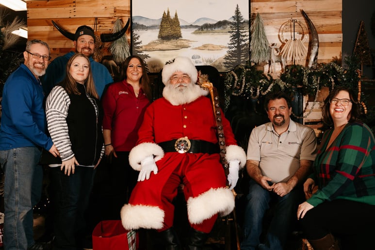 Gallery photo 9 of Santa Eric & Mrs. Claus