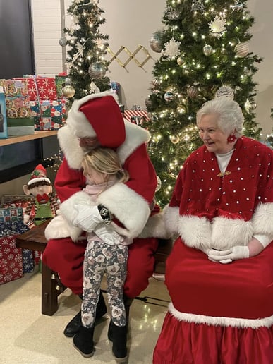 Gallery photo 7 of Santa Jerry Claus & Mrs. Claus