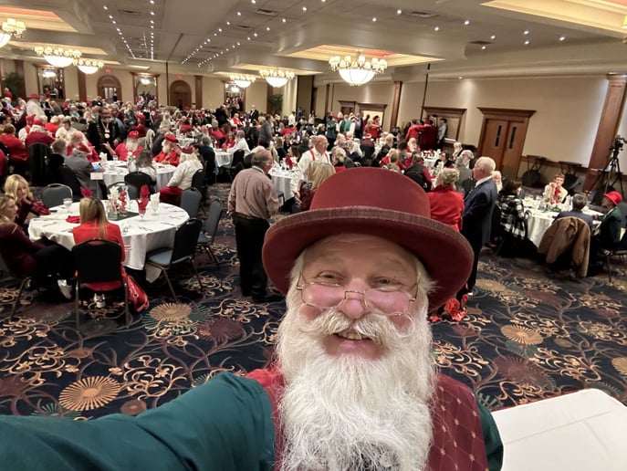 Gallery photo 2 of Santa Claus Irwin