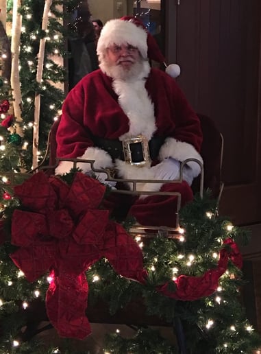 Gallery photo 9 of Naples Santa Claus