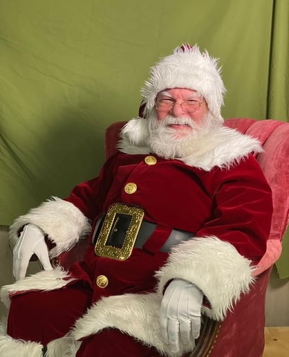 Gallery photo 14 of Santa Jeffrey