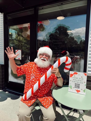 Gallery photo 2 of Santa Jeffrey