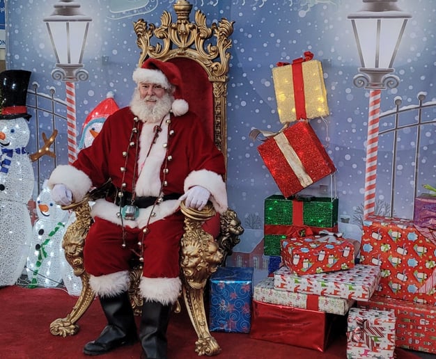 Gallery photo 3 of Santa Claus Robert
