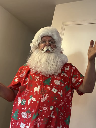 Gallery photo 2 of Santa Howie