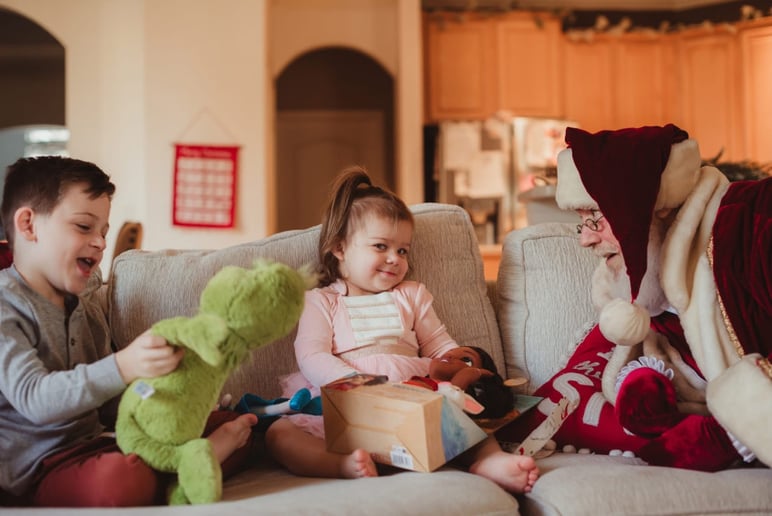 Gallery photo 8 of Santa Savvy and Christmas Entertainment