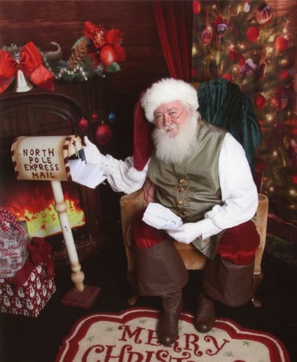 Gallery photo 3 of Santa Oliver