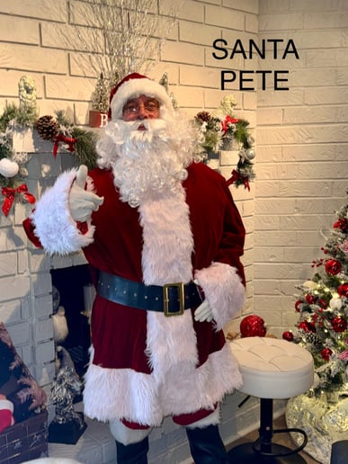 Gallery photo 8 of Santa Paul