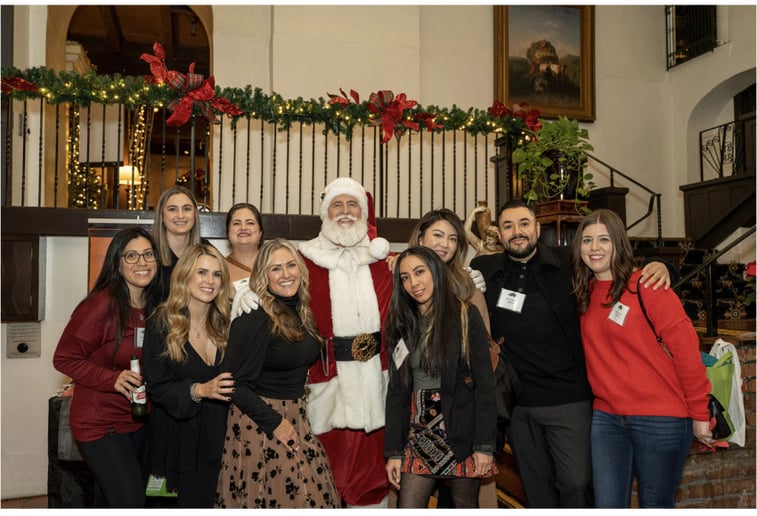 Gallery photo 11 of Pomona Santa Claus