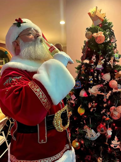 Gallery photo 4 of Santa Claus Paul