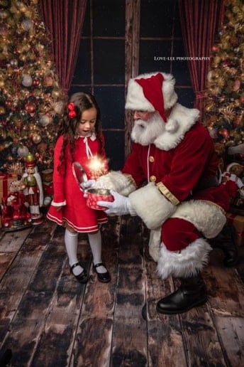 Gallery photo 9 of Santa Claus Paul