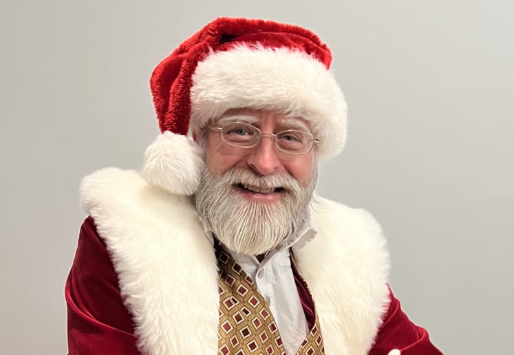 Gallery photo 1 of Santa Owen