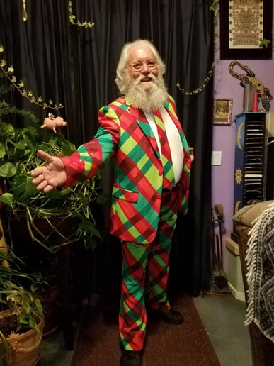 Gallery photo 2 of Smitty Clause With a Cause