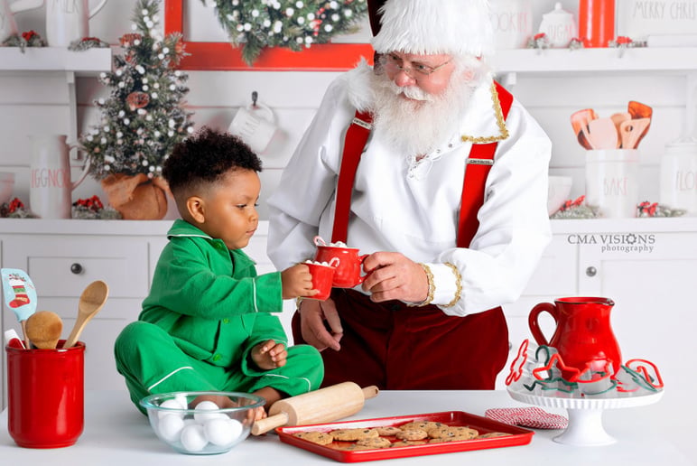 Gallery photo 11 of Santa Claus Ron