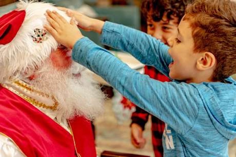 Gallery photo 25 of Santa Claus Ron