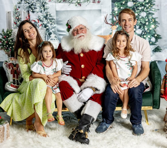 Gallery photo 59 of Santa Claus Ron