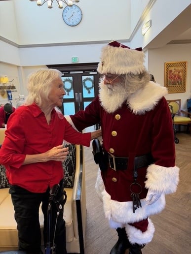Gallery photo 3 of Santa Bobby Scuteri