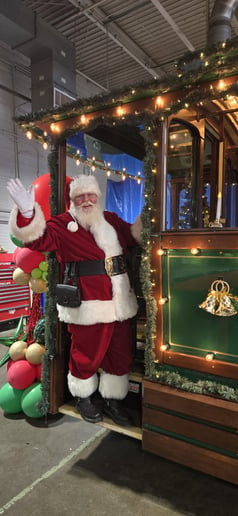 Gallery photo 1 of Santa Brian