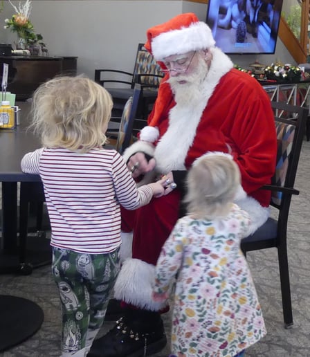 Gallery photo 2 of Santa Thomas (St. Nick)