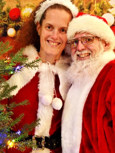 Gallery photo 4 of Santa Claus Don