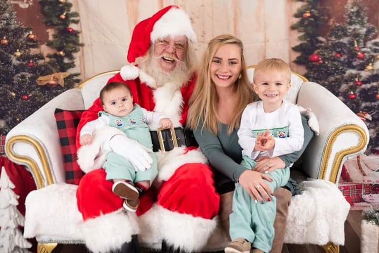 Gallery photo 3 of Santa Claus Raymond