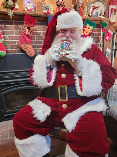Gallery photo 15 of Santa Claus Jim