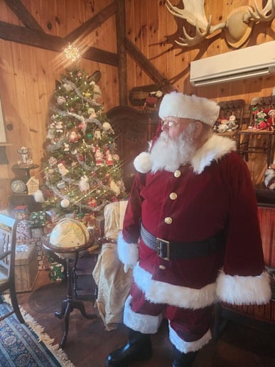 Gallery photo 18 of Santa Claus Jim