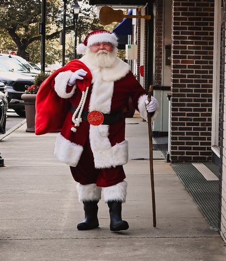 Gallery photo 6 of Santa Claus Neil