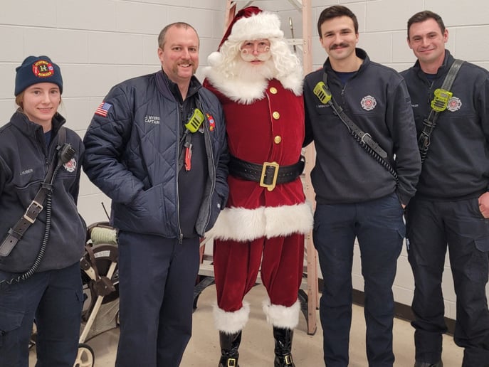 Gallery photo 4 of Santa Claus with British Accent