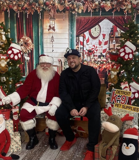 Gallery photo 7 of Santa Bill