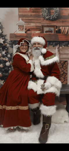 Gallery photo 1 of Santa Todd