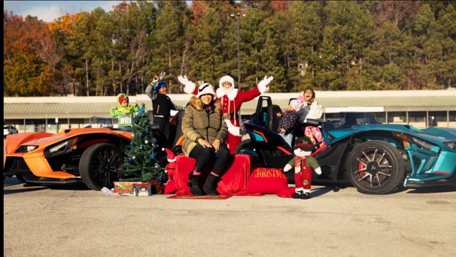 Gallery photo 4 of Santa Lashawn