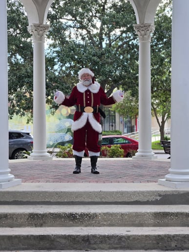 Gallery photo 5 of Papa Noel