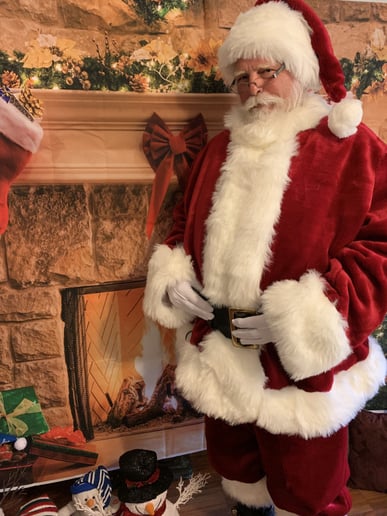 Gallery photo 2 of Santa Claus Mike