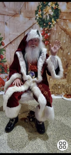 Gallery photo 10 of Roc Santa Claus