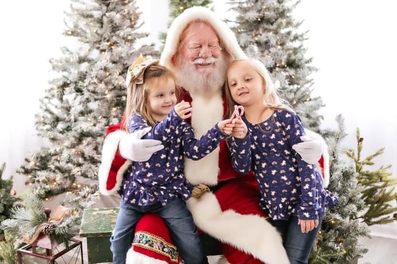 Gallery photo 4 of Santa Clauss