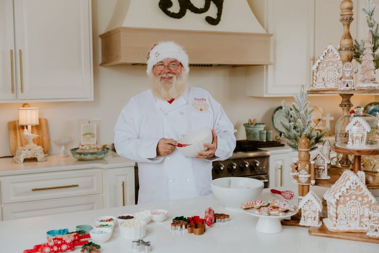 Gallery photo 6 of Santa Clay Seale