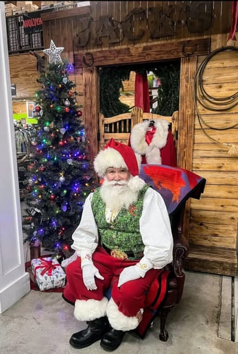 Gallery photo 3 of Santa Craig Dunn