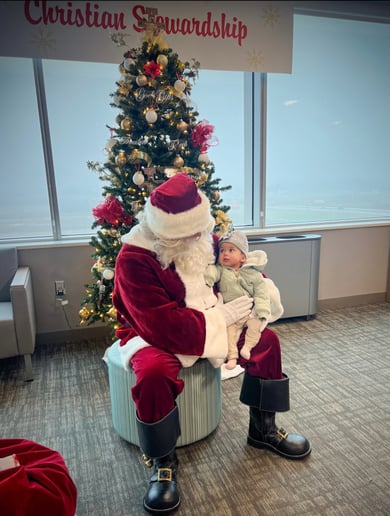 Gallery photo 3 of Santa D