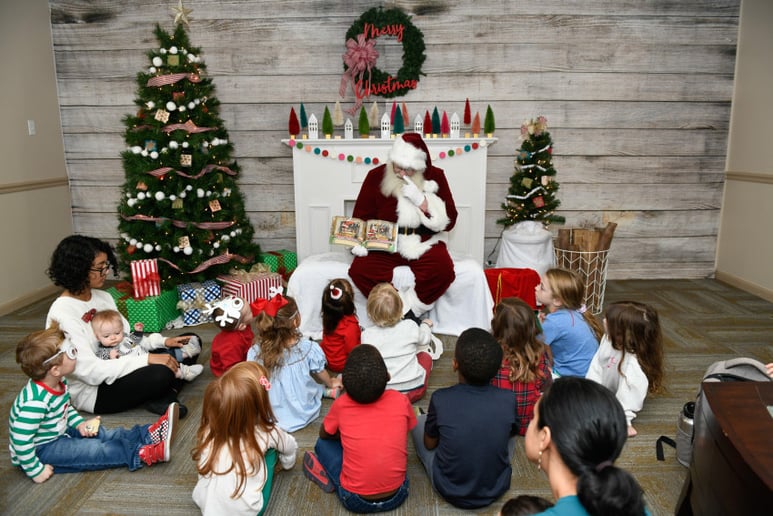 Gallery photo 3 of Santa Curtis