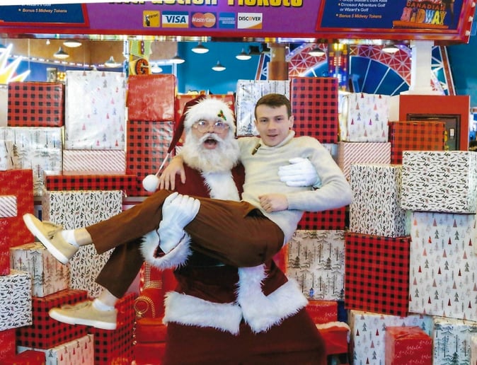 Gallery photo 4 of Santa D