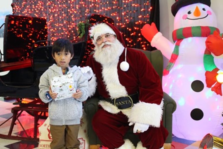 Gallery photo 10 of Santa D