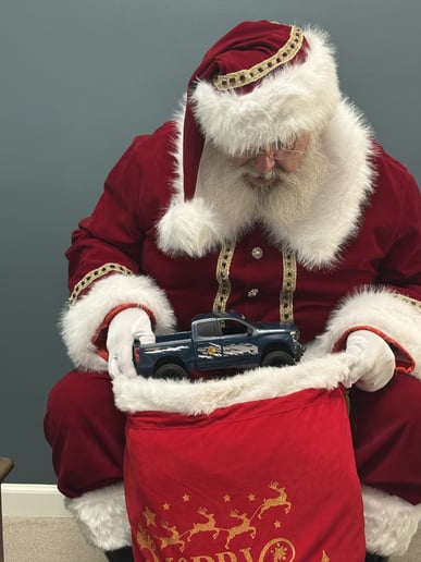 Gallery photo 2 of Santa 'D