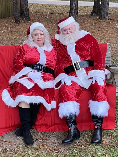 Gallery photo 1 of Santa D