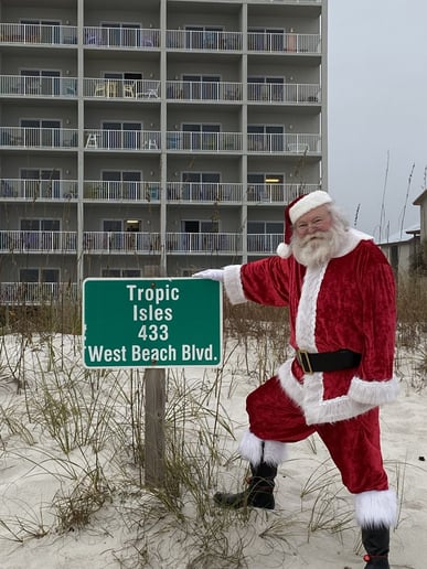 Gallery photo 6 of Santa D