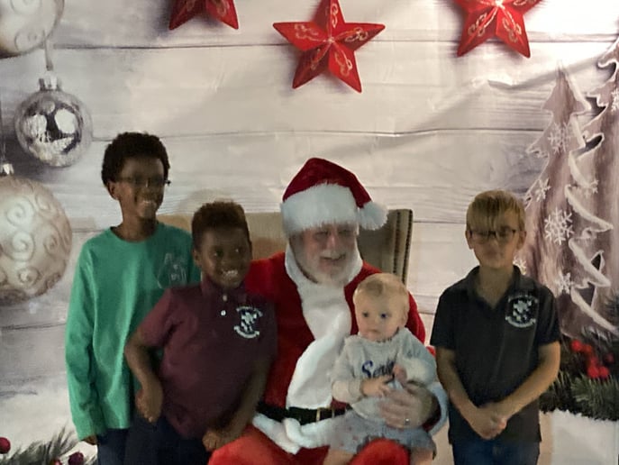 Gallery photo 2 of Santa D.